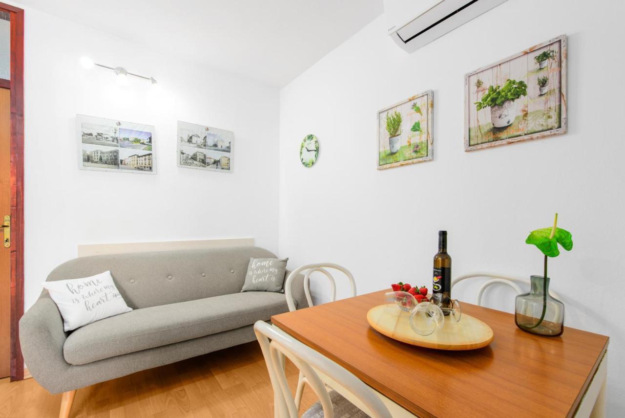 Apartment Felix Porec Exterior photo