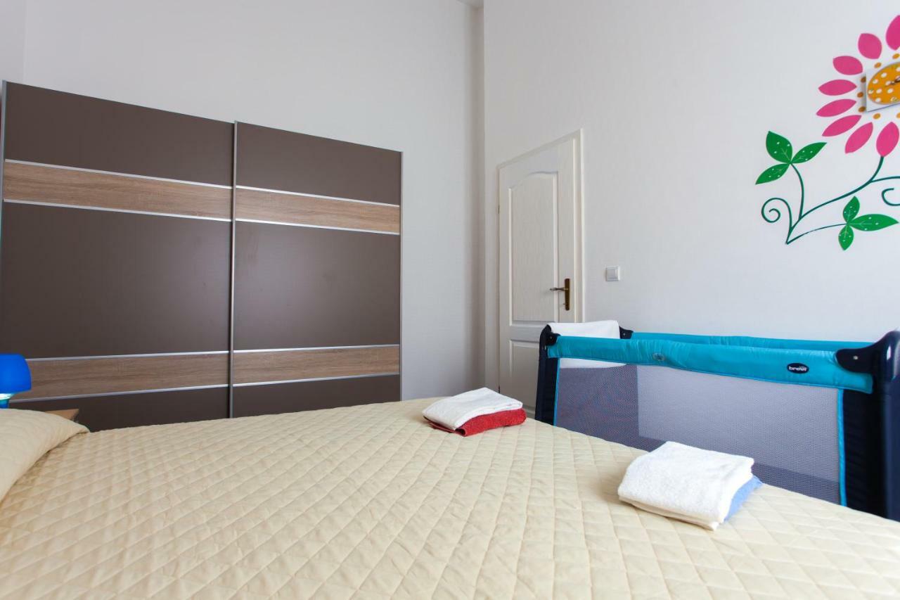 Apartment Felix Porec Exterior photo